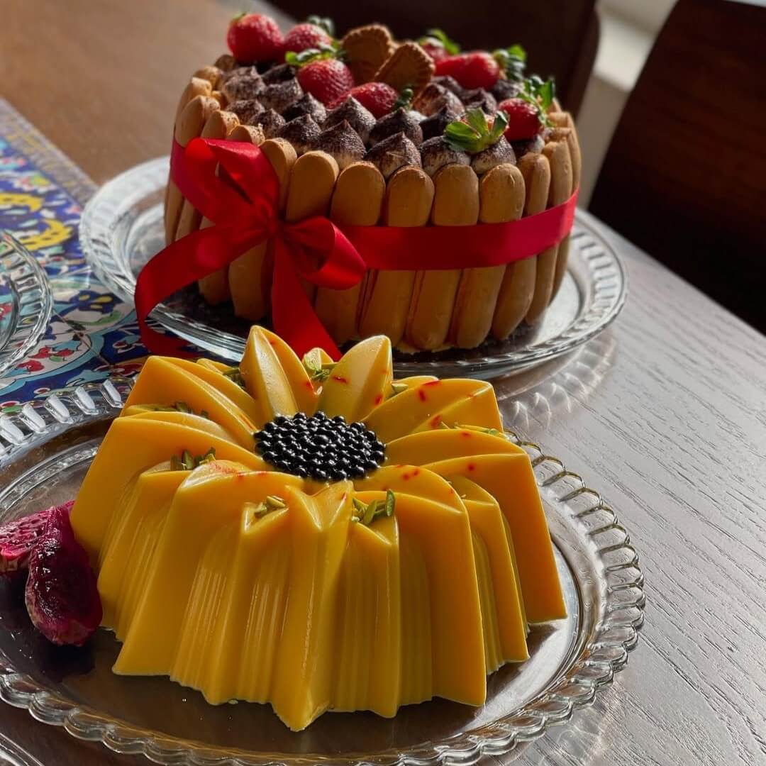 تصویر دسر و نوشیدنی‌های خوشمزه